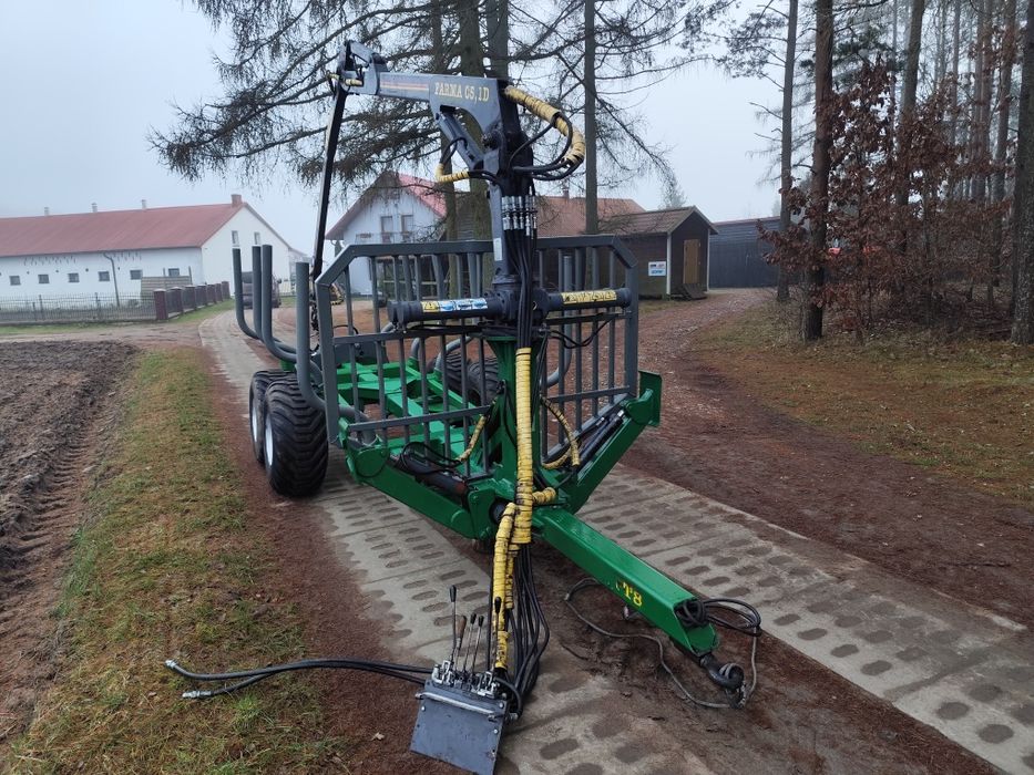 Przyczepa leśna farma 8t