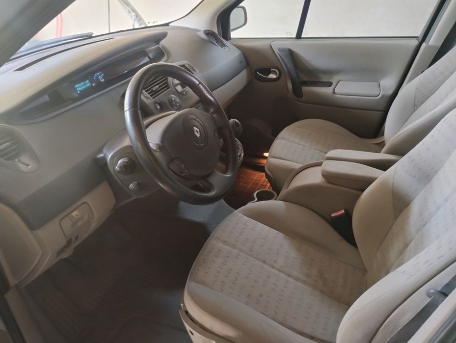 Renault Megane Grand Scenic 2
