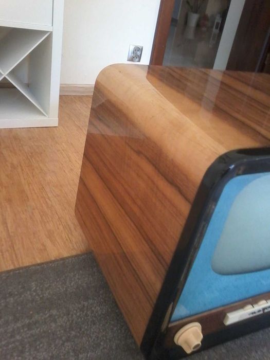 Zabytkowy telewizor neptun ot1401