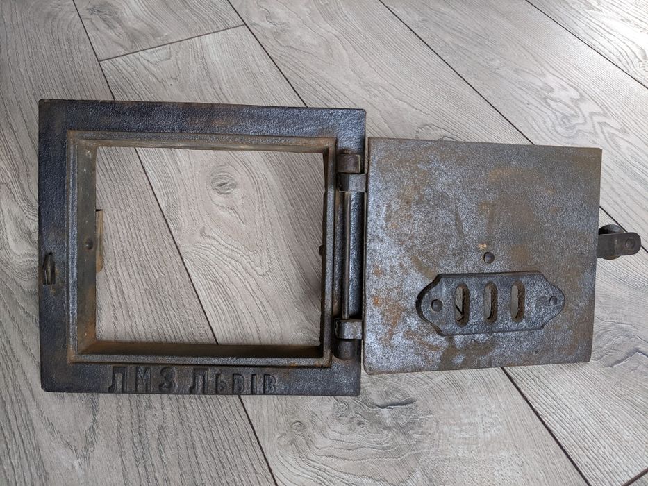 Дверцята чавунні ЛМЗ Львів. Раритет. Вінтажні