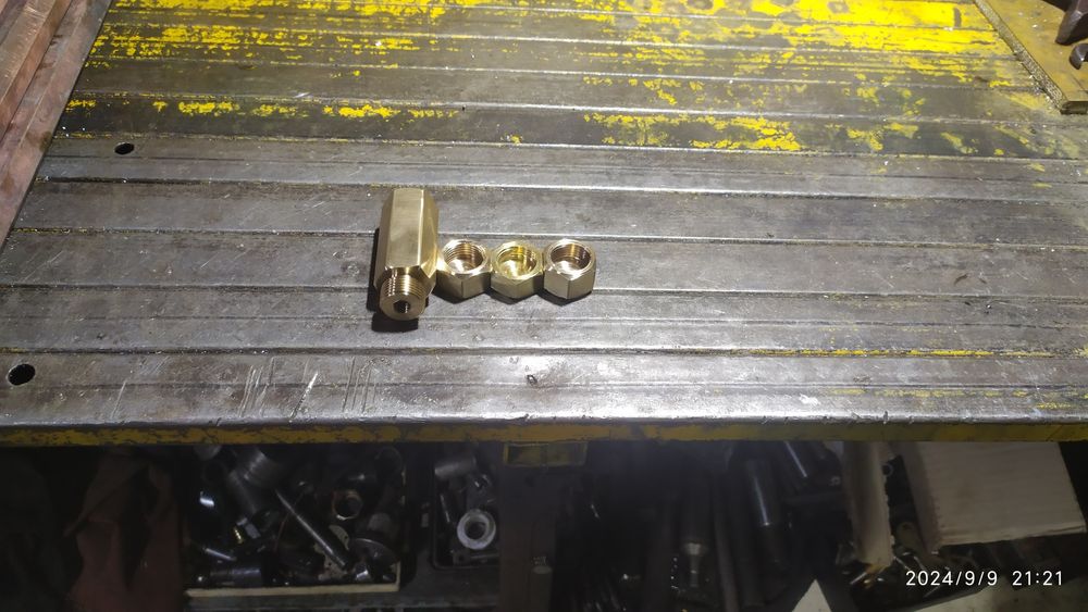 Перехідник на фреоновий балон