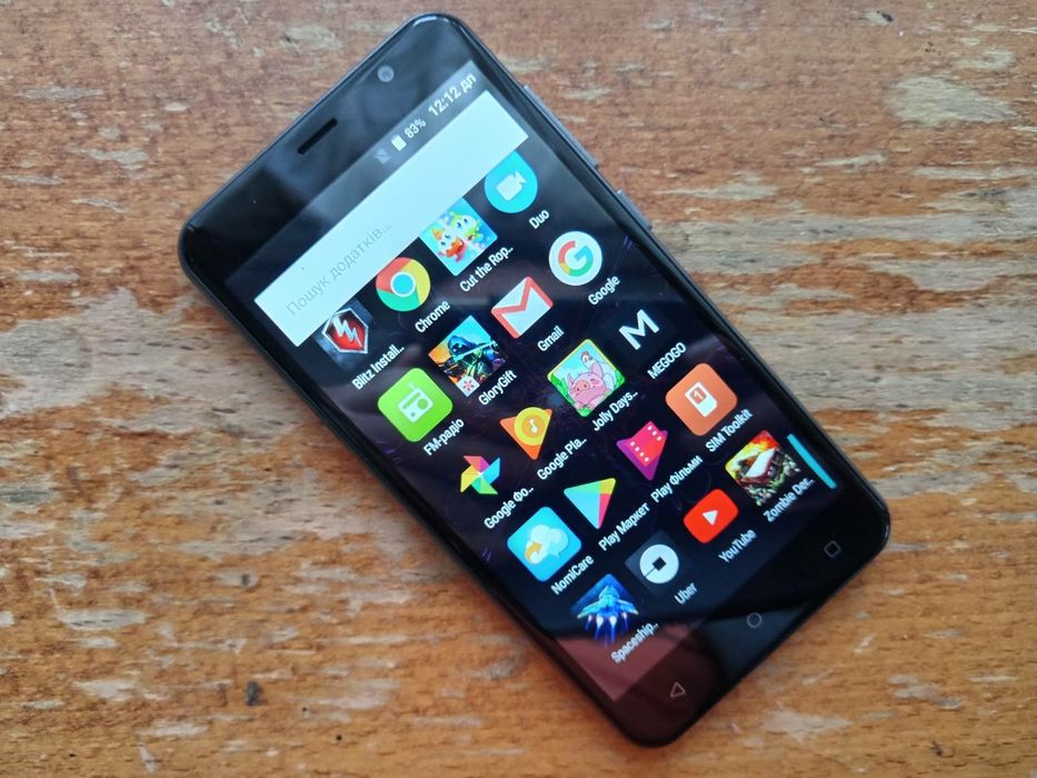 Хороший полностью рабочий телефон nomi! Без торга!