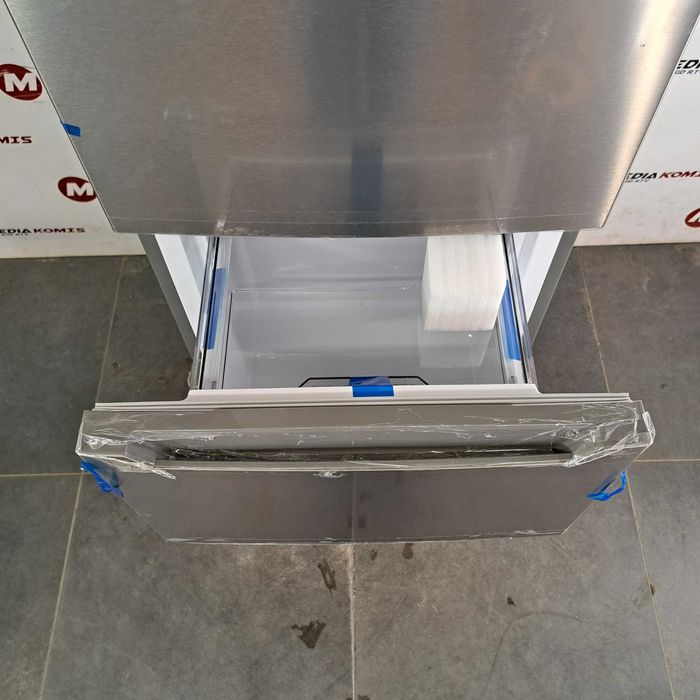 Lodówka Amica KGCN 389 150 E (2lata gwar)Klasa D / 192 cm wys / 282 l