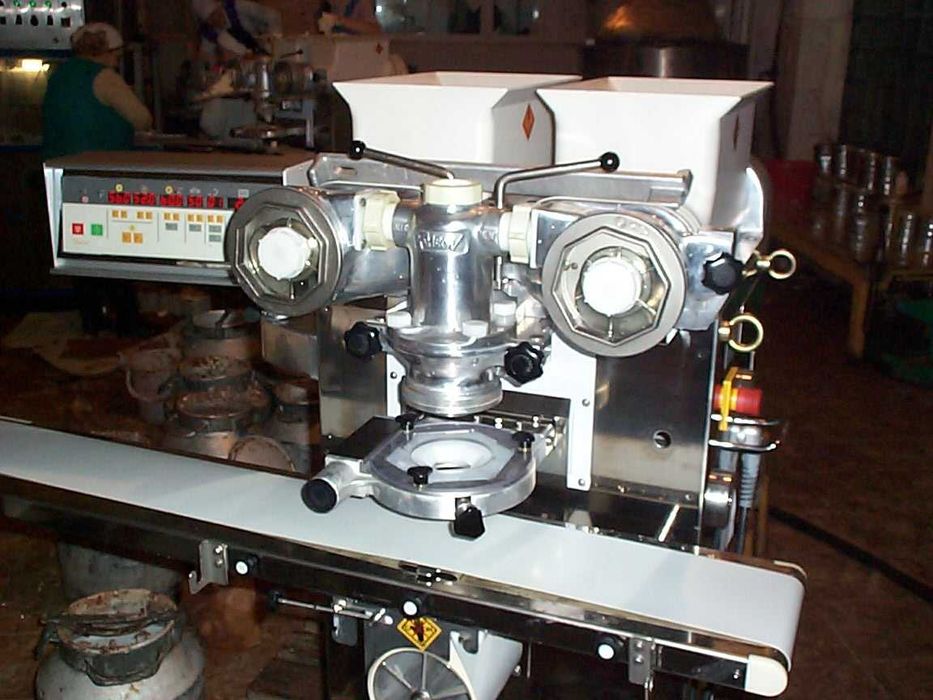 Отсадка Rheon KN-170 Машина для формовки изделий с начинкой (Япония)