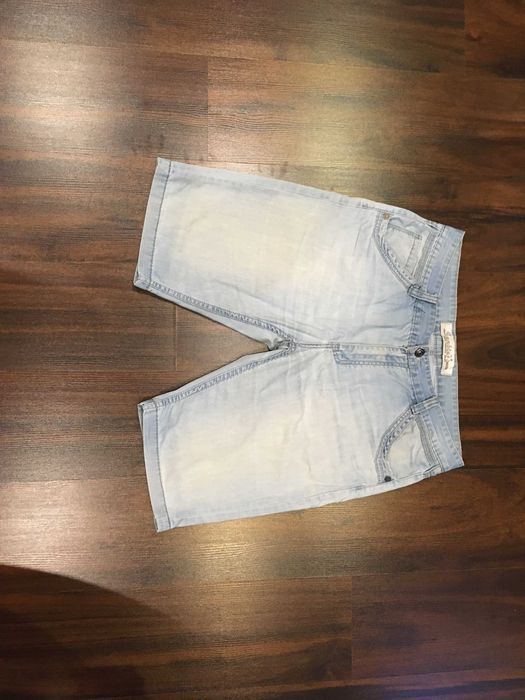 Spodenki jeansowe krótkie rozmiar 38 na 180 cm 100cm w pasie