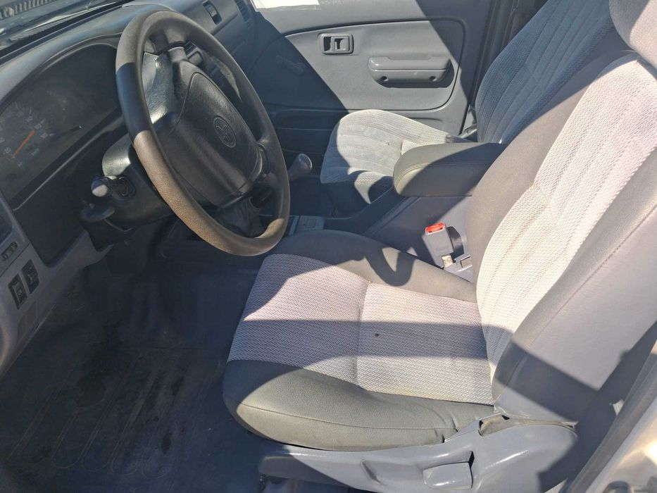 Toyota Hilux 2.4D