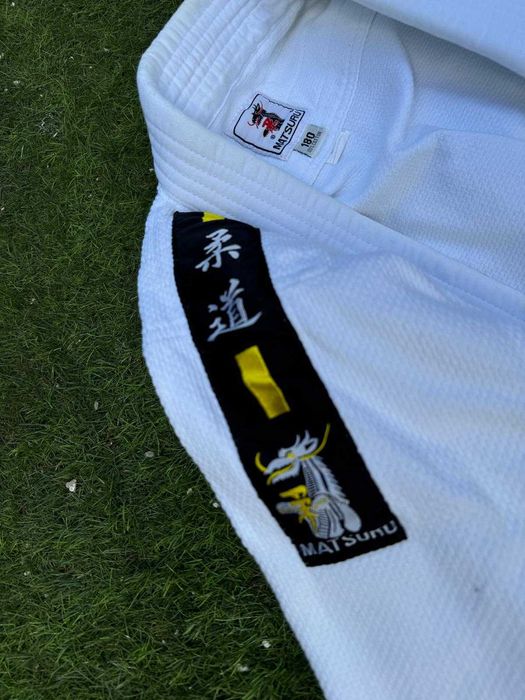 Kimono, Calças e Cinturão Krav Maga MATSURU - NOVO PREÇO