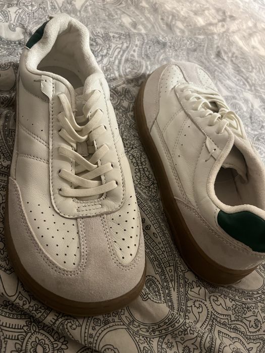 Tenis basicos ZARA