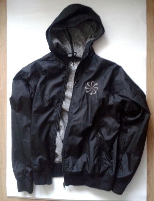 Kurtka Windrunner Nike M. Nowa, unikat z 2012 roku