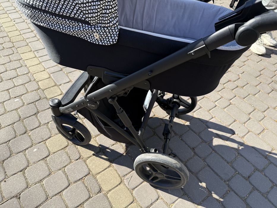 Wózek dzieciecy gondola Lazzio + fotelik