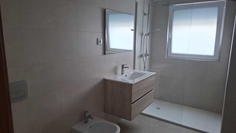 Novo Apartamento T2 Alugo Nine