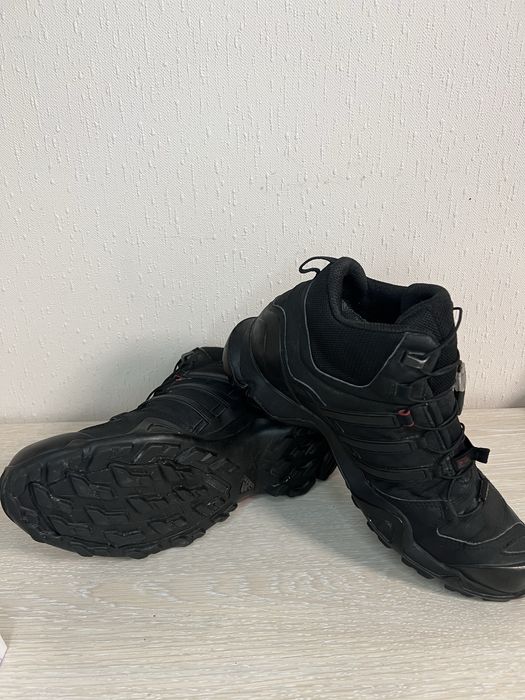 Адідас – Adidas gore - tex