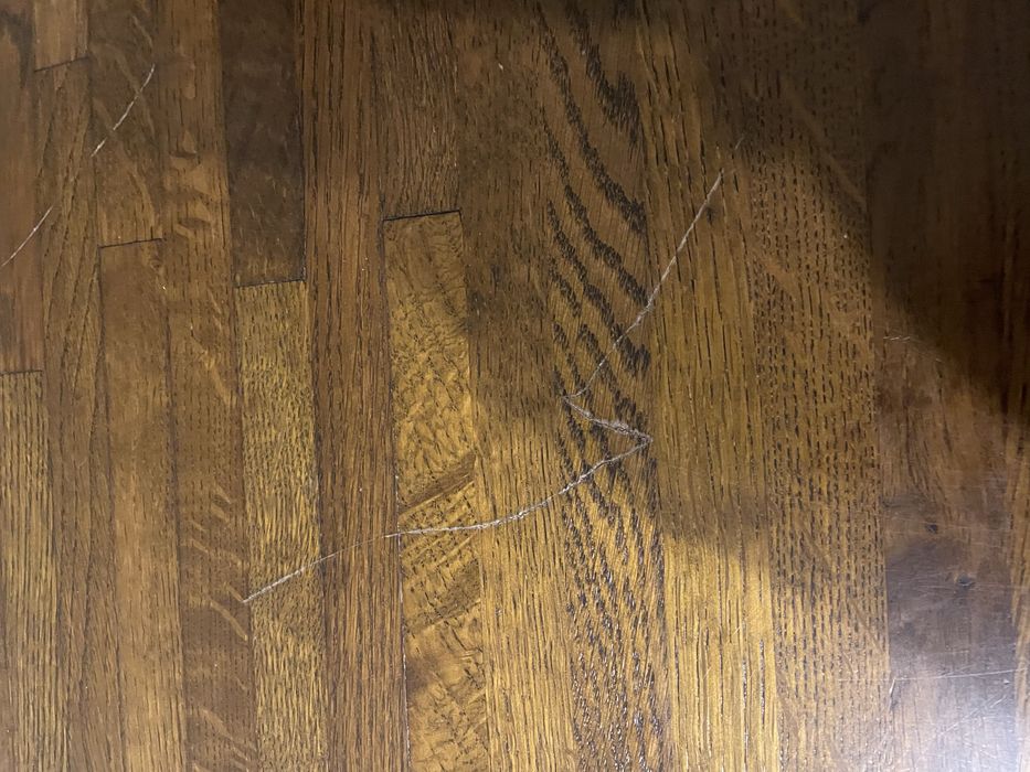 Stół dębowy okrągły rozkładany + cztery krzesła