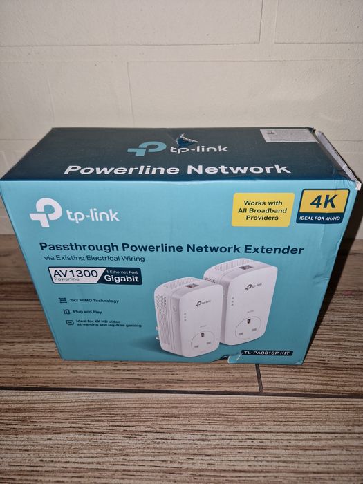 Powerline адаптери TP-Link TL-PA8010P KIT AV1300 Gigabit