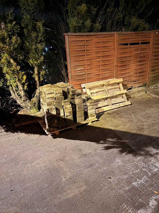 Kostka brukowa oddam za darmo