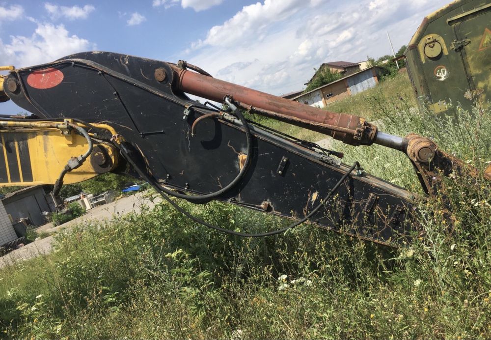 Продам Екскаватор