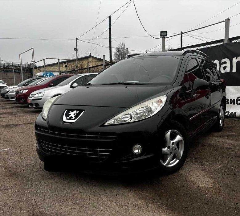Продам Пежо 207 2012