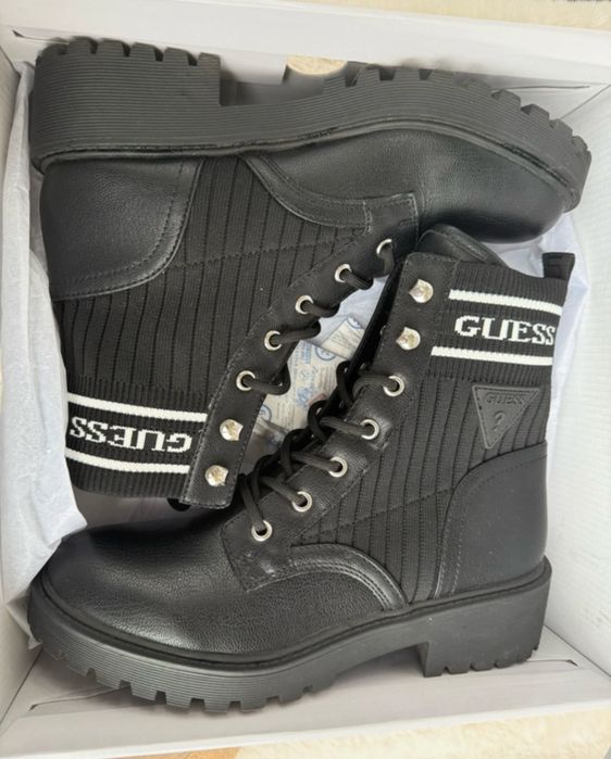Buty wiosenne Guess czarne botki ze skarpetą sztyblety damskie