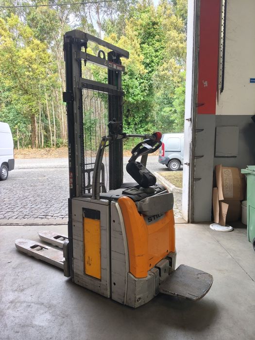 1750€+IVA ,  Stacker Still ,2000kg ,Elev 3,60mt,(  Empilhador Porta Paletes  )