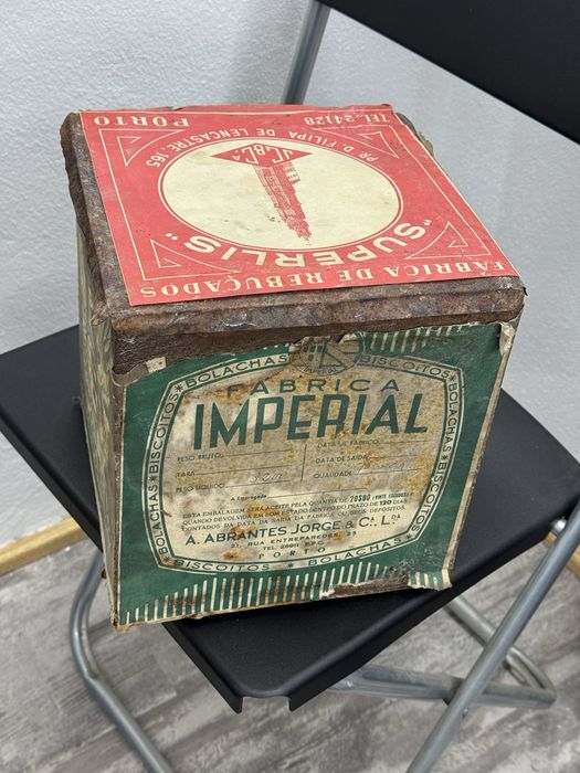 Lata de biscoitos imperial