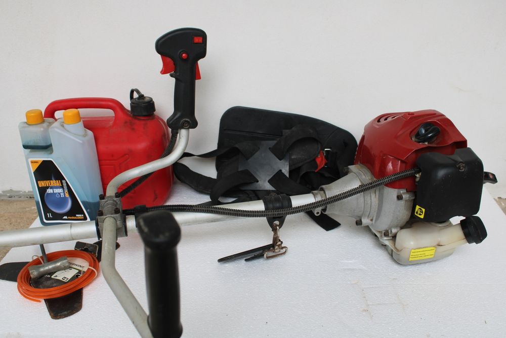 Roçadora a gasolina 52cc