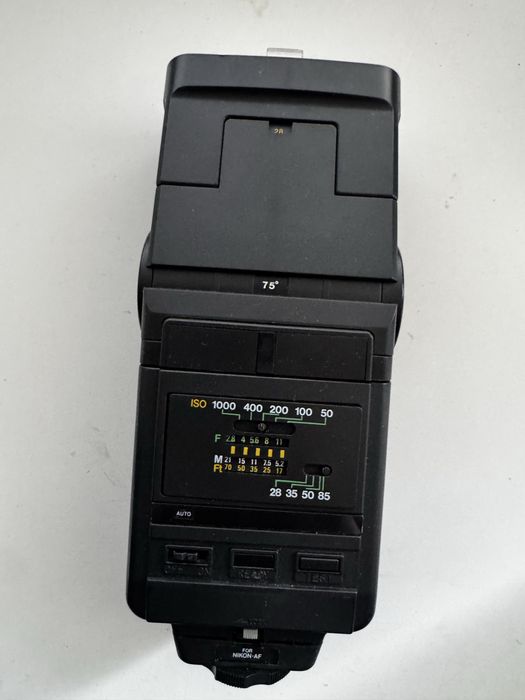 Фотовспалах Cobra 700AF для плівкових та цифрових камер (Гарний стан)