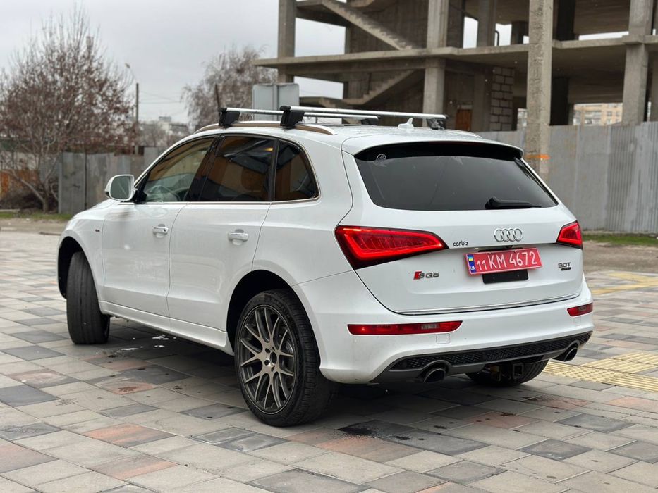 Audi Q5 S-line 3.0 2015 года, в наличии