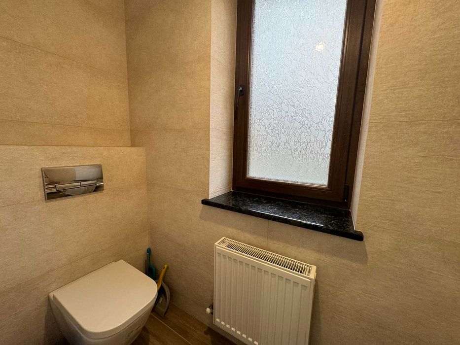 Продається будинок в Сутисках