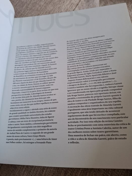 Revista Camões - Almeida Garret