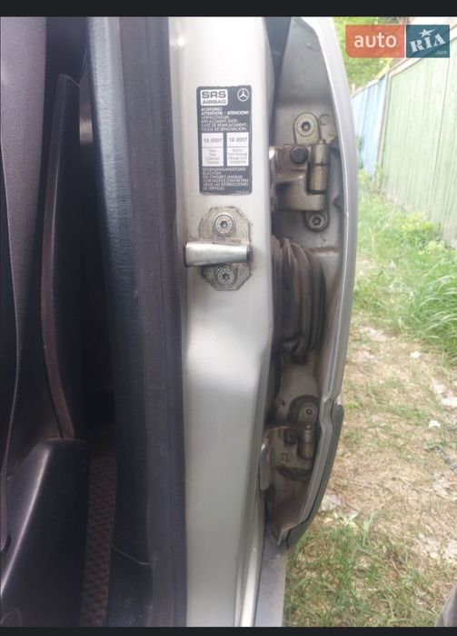 Продам автомобіль w140