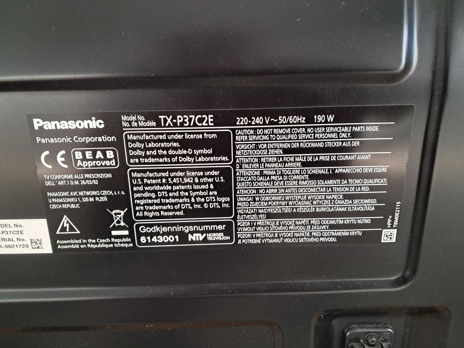 Panasonic Viera 37" TX-P37C2E Plazma + pilot