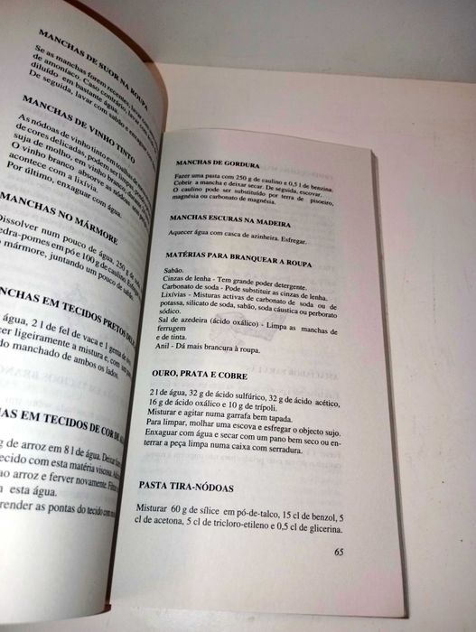 Dicionário Ilustrado de Receitas Perdidas