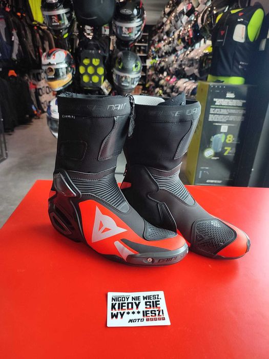 Buty motocyklowe DAINESE AXIAL 2 BLACK/RED FLUO !!rozmiar 42!!
