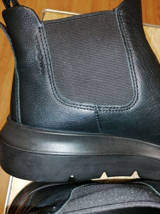 Жіночі ботинки Ecco.