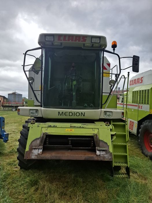 Sprzedam kombajn zbożowy Class Medion 310