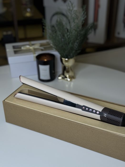 Дайсон Airstrait-Випрямляч без нагрівальних пластин