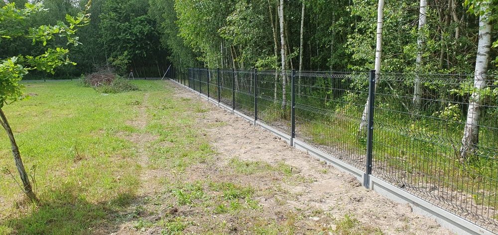 Montaż ogrodzeń systemowych