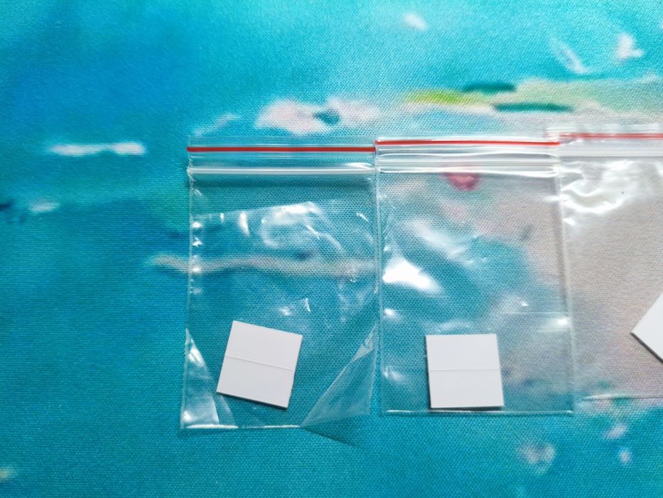 Xbox series s наліпка на болти корпуса