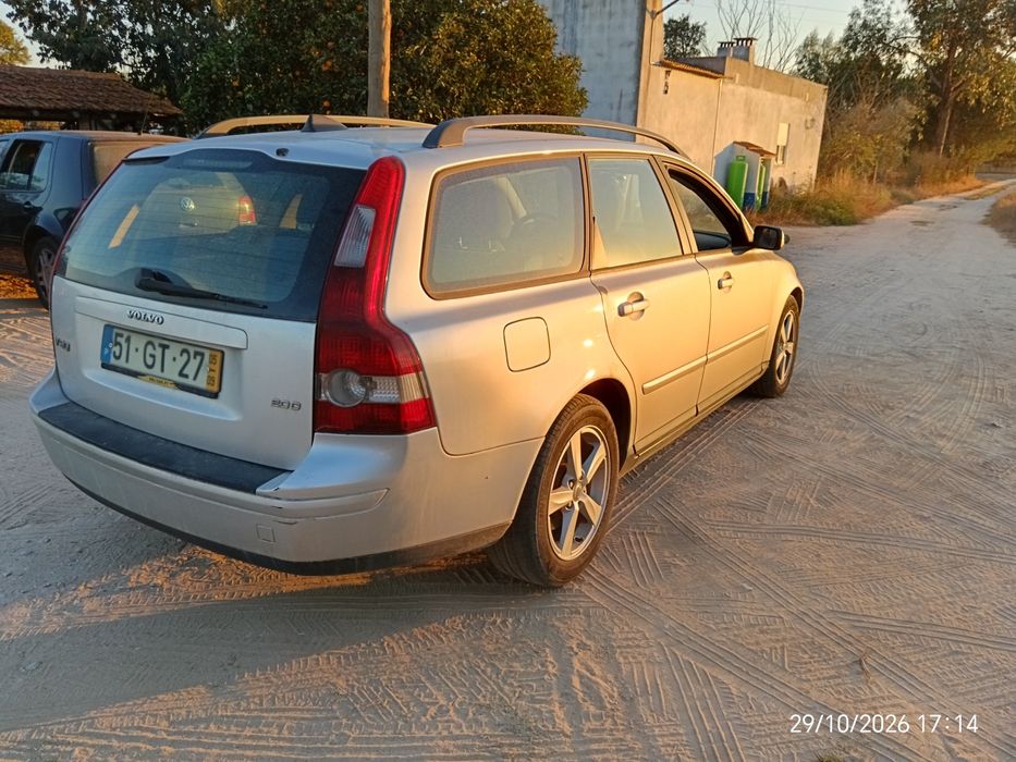 Volvo v50 2.0d 136cv