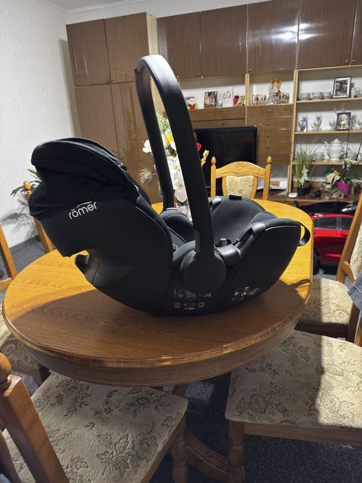 Britax Romer z bazą!