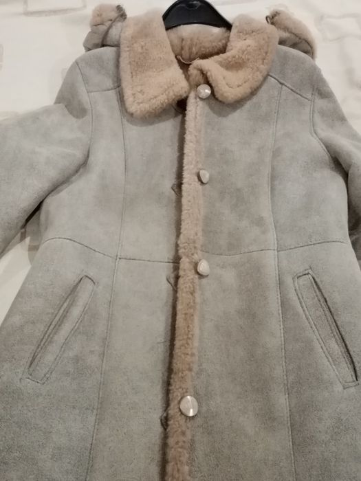 Натуральна Дубленка молочного кольору