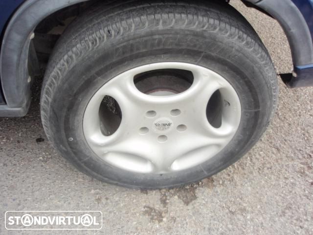 Jantes especiais / liga leve c/ pneus - Honda CR-V ( 1998 )