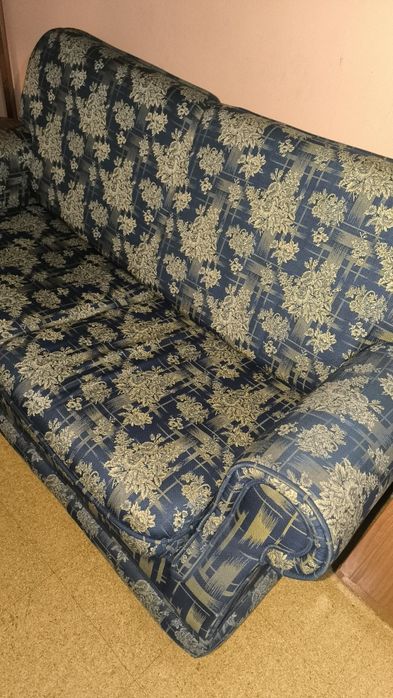 Sofá Cama 2 Lugares - Azul com flores