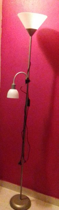 Candeeiro com 2 lâmpadas novo