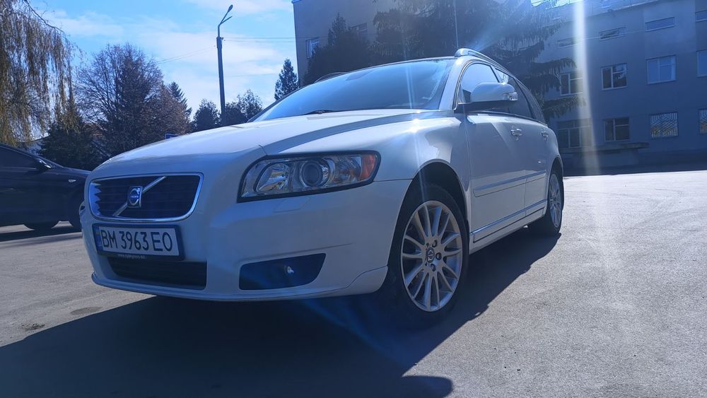 VOLVO V50 в отл сост.