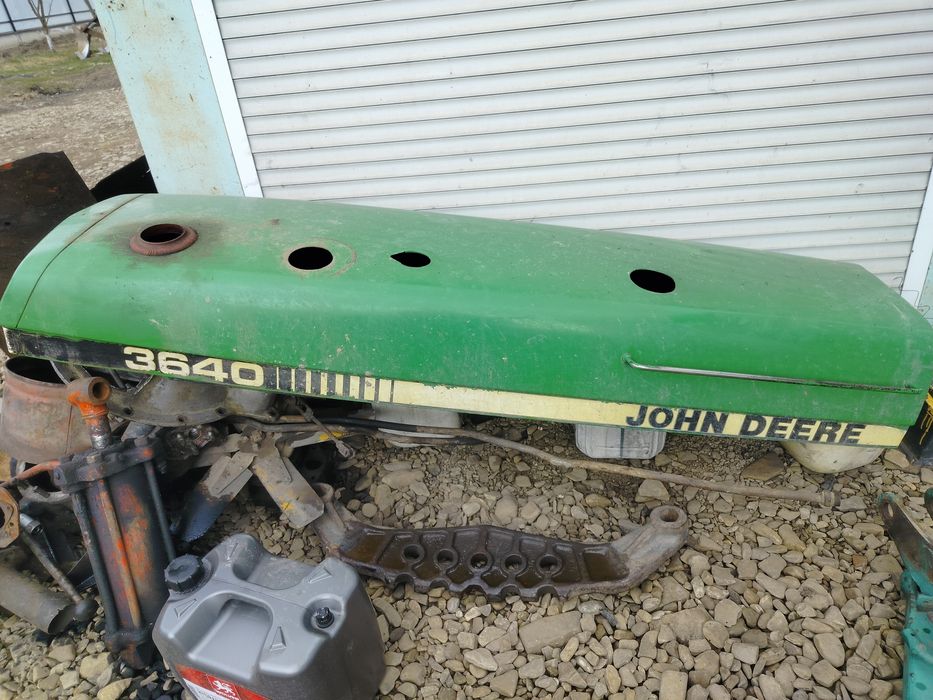Запчастини john deere 3640 3040 3140 3350 3650 1640 2040 2650