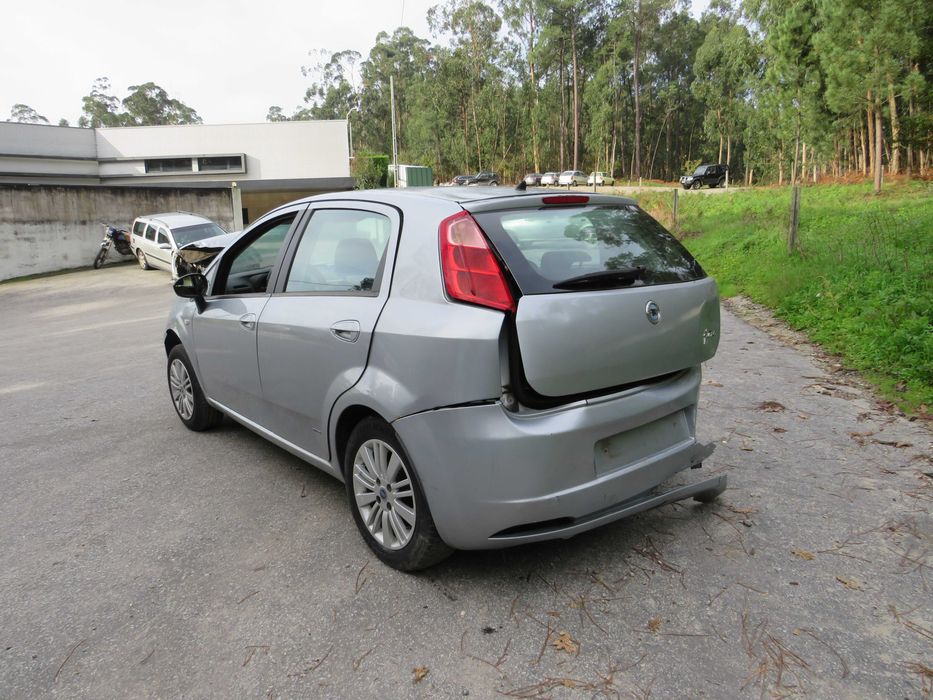 Fiat Grande Punto 1.2 de 2006 - Peças Usadas
