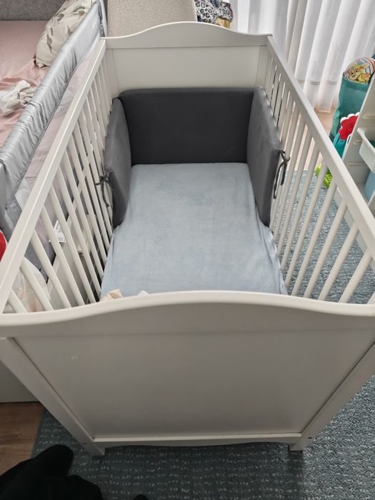 Berço Ikea com colchão