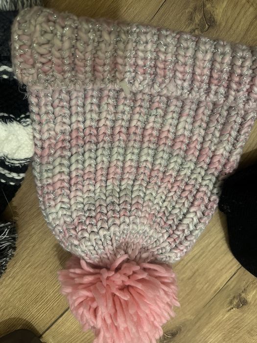 Шапки на підлітка не утеплені