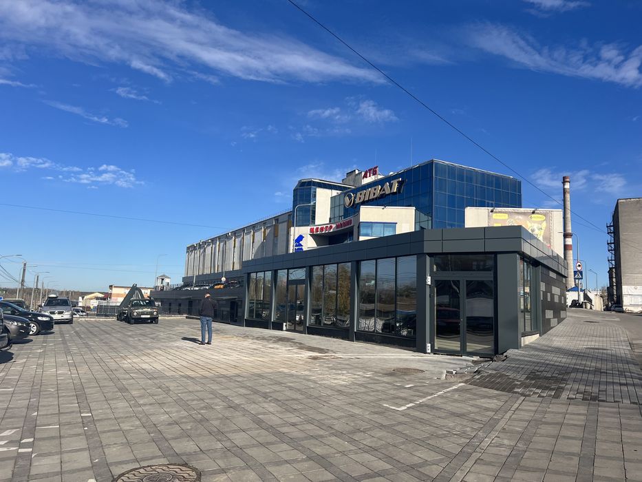 Продаж комерційного приміщення на Батозькій